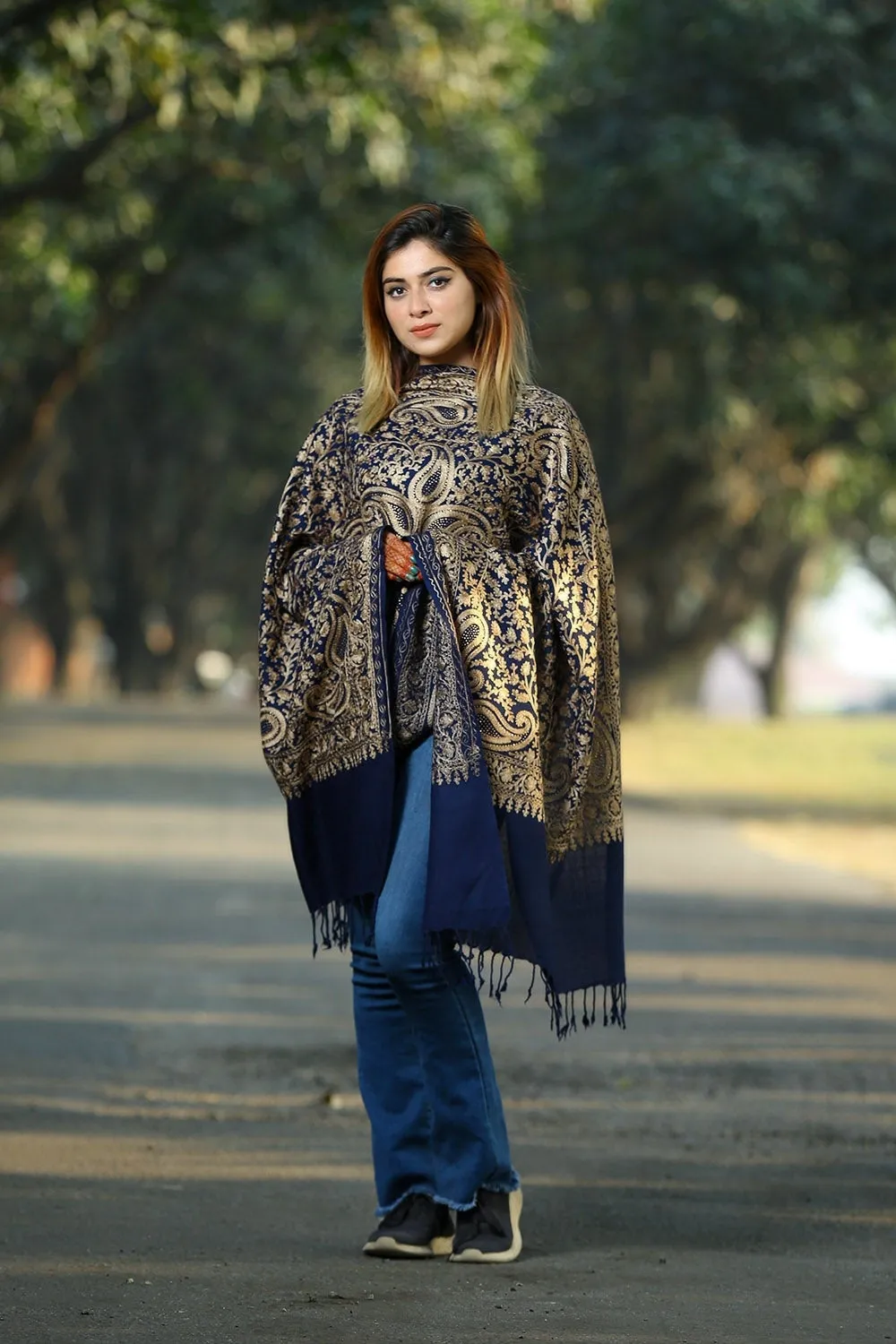 ELEGANT NAVY BLUE COLOUR STOLE WITH CLASSY SWAROVSKI WORK DEFINES FEMINISM AND ENHANCES SOPHISTICATION