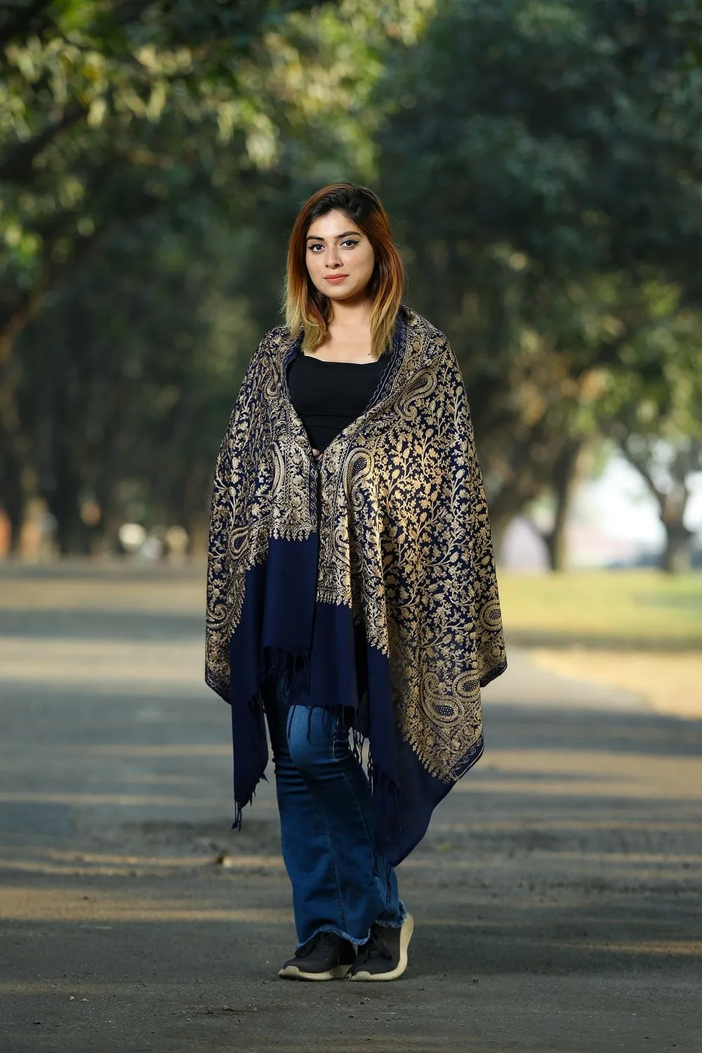 ELEGANT NAVY BLUE COLOUR STOLE WITH CLASSY SWAROVSKI WORK DEFINES FEMINISM AND ENHANCES SOPHISTICATION