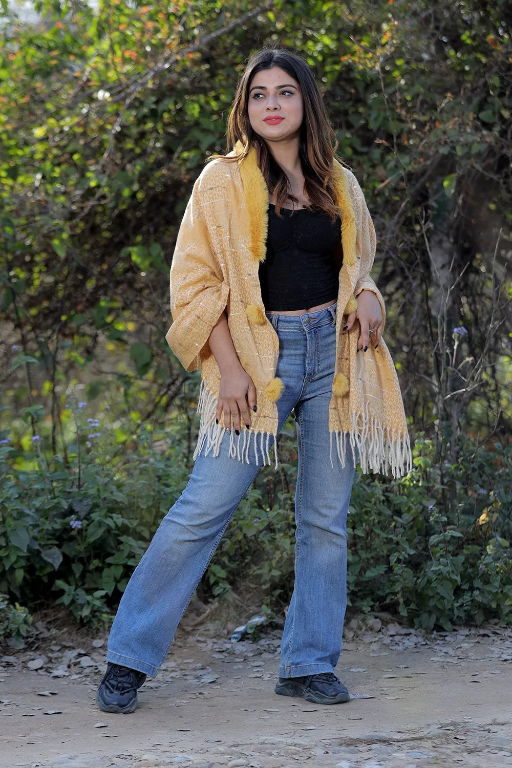 Exotic Yellow Colour Woollen Cashmere Faux Fur Cape Stole.