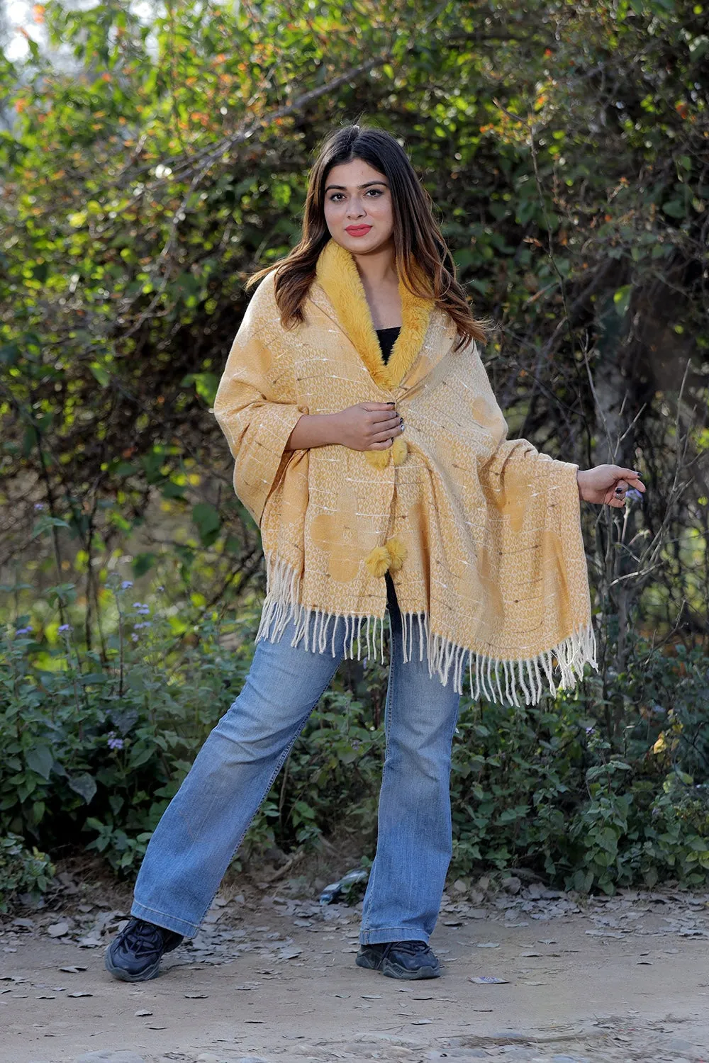 Exotic Yellow Colour Woollen Cashmere Faux Fur Cape Stole.