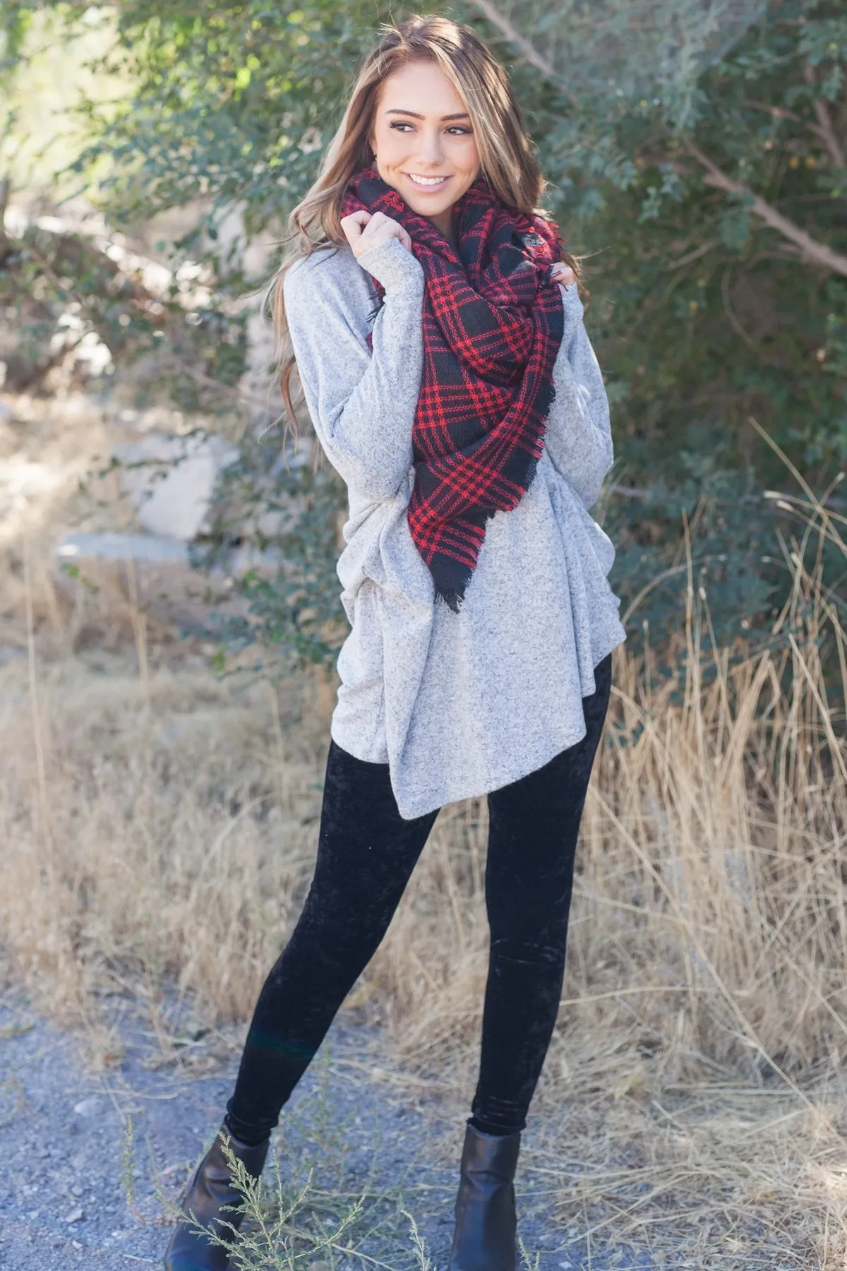 Frayed & Fringed Scarf In Red   Black